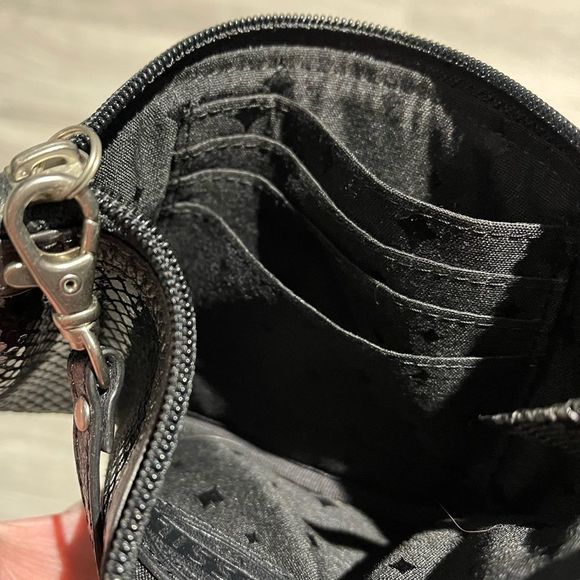 Fossill wristband purse - Picture 2 of 2